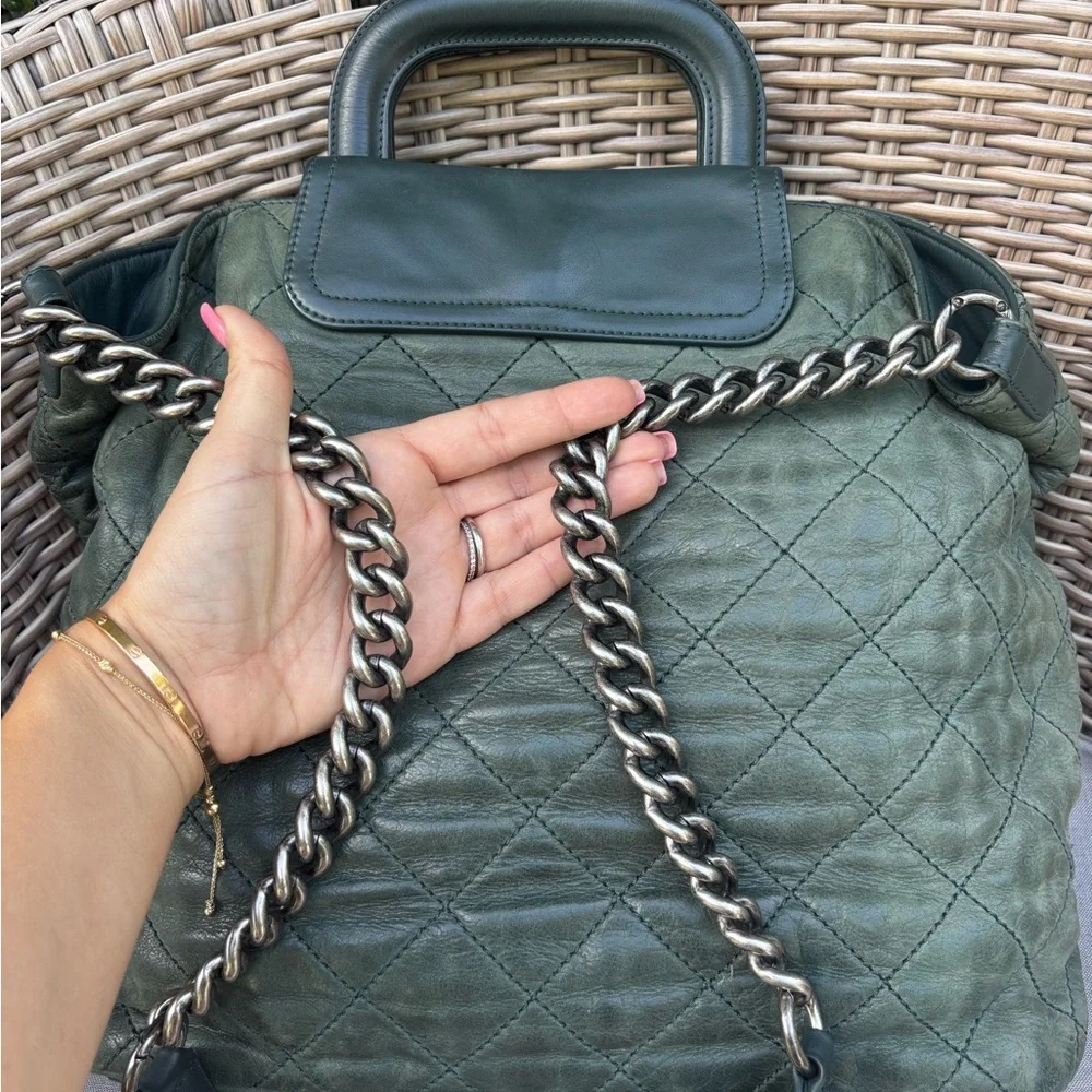 Authentic CHANEL in the mix iridescent khaki green tote 2011 winter collection